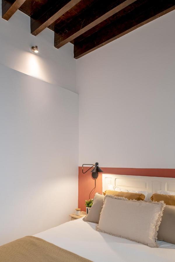Home2Book Amelia'S Pottery, Triana Sevilha Exterior foto